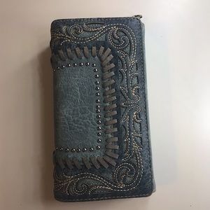 Montana West Wallet